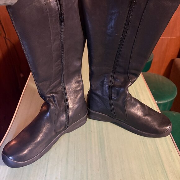 NEW Womens Keen Water Resistant Black Leather Bern Baby Bern Boots Size 9 - Picture 9 of 9